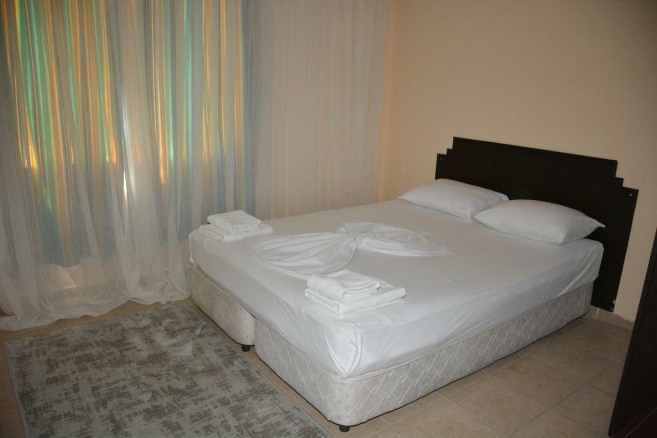 Hotel apartamentowy Bahceli Family